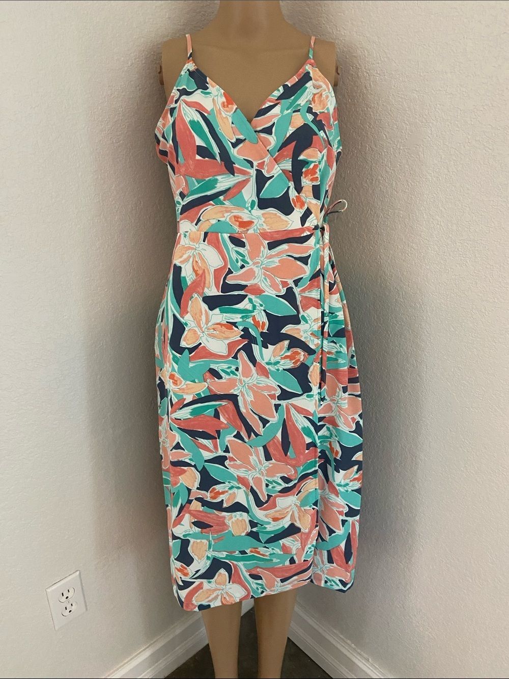 Nine West Coral & Teal Floral Wrap Midi Dress sz Small
